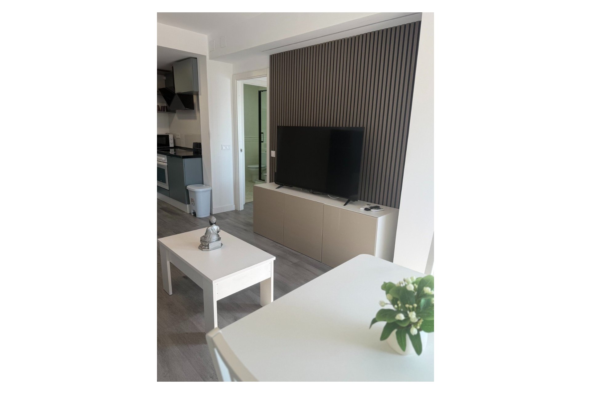 Resale - Apartment -
Santa Pola