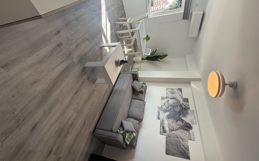 Resale - Apartment -
Santa Pola