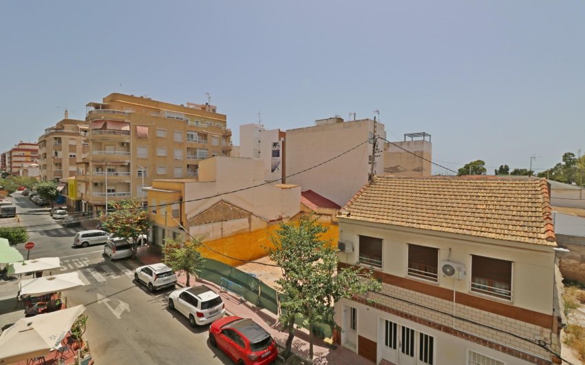 Resale - Apartment -
Torrevieja - Acequion