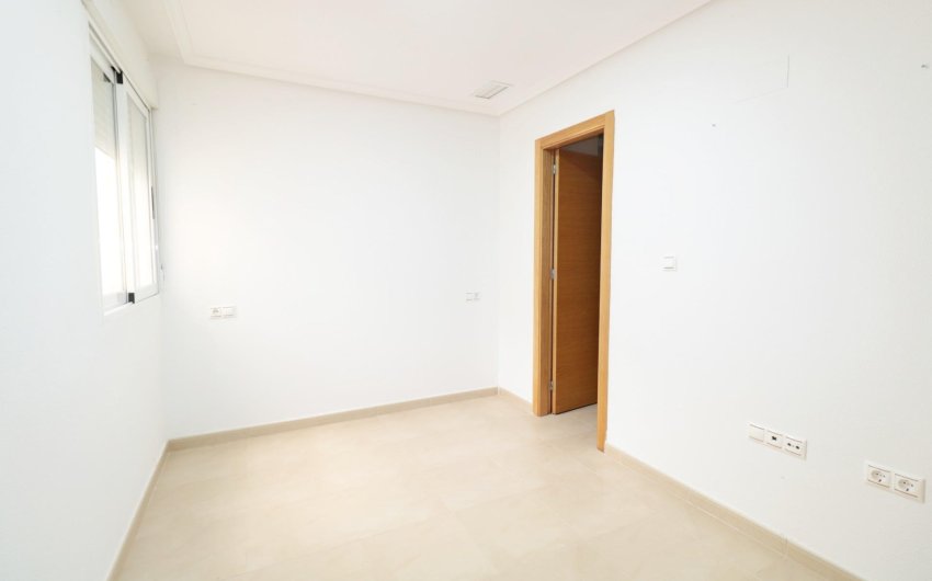 Resale - Apartment -
Torrevieja - Acequion