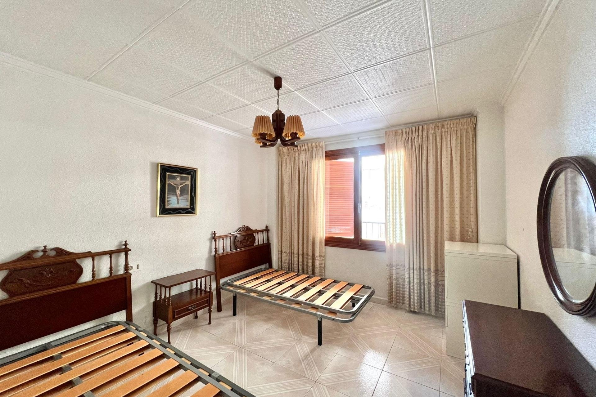 Resale - Apartment -
Torrevieja - Acequion