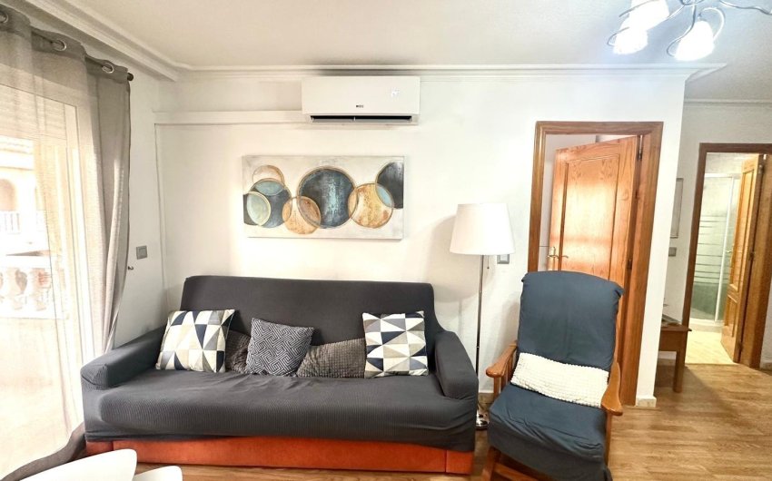 Resale - Apartment -
Torrevieja - Acequion