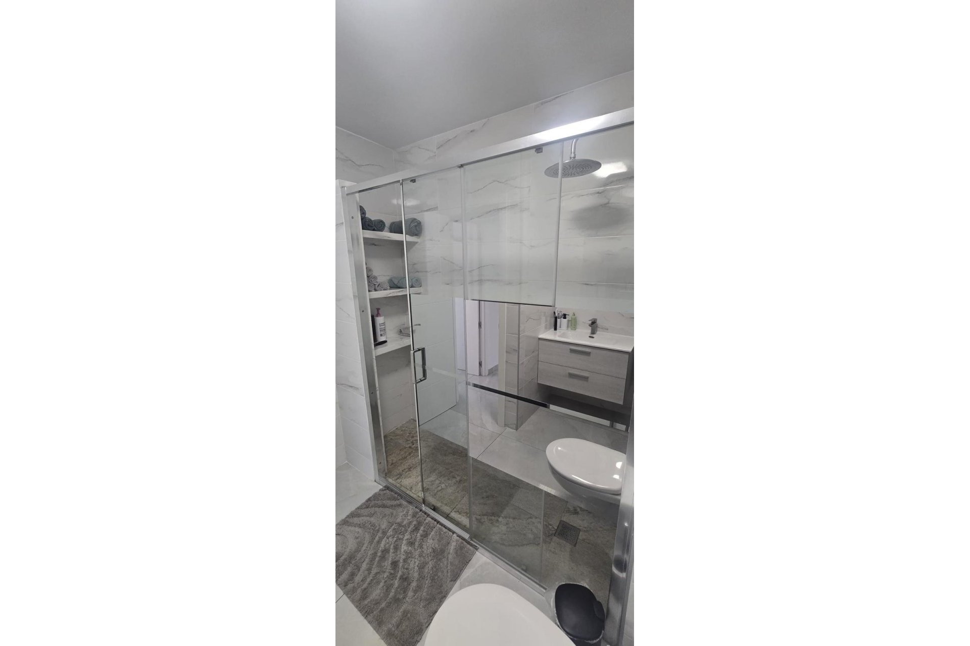 Resale - Apartment -
Torrevieja - Acequion