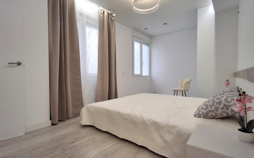 Resale - Apartment -
Torrevieja - Acequion