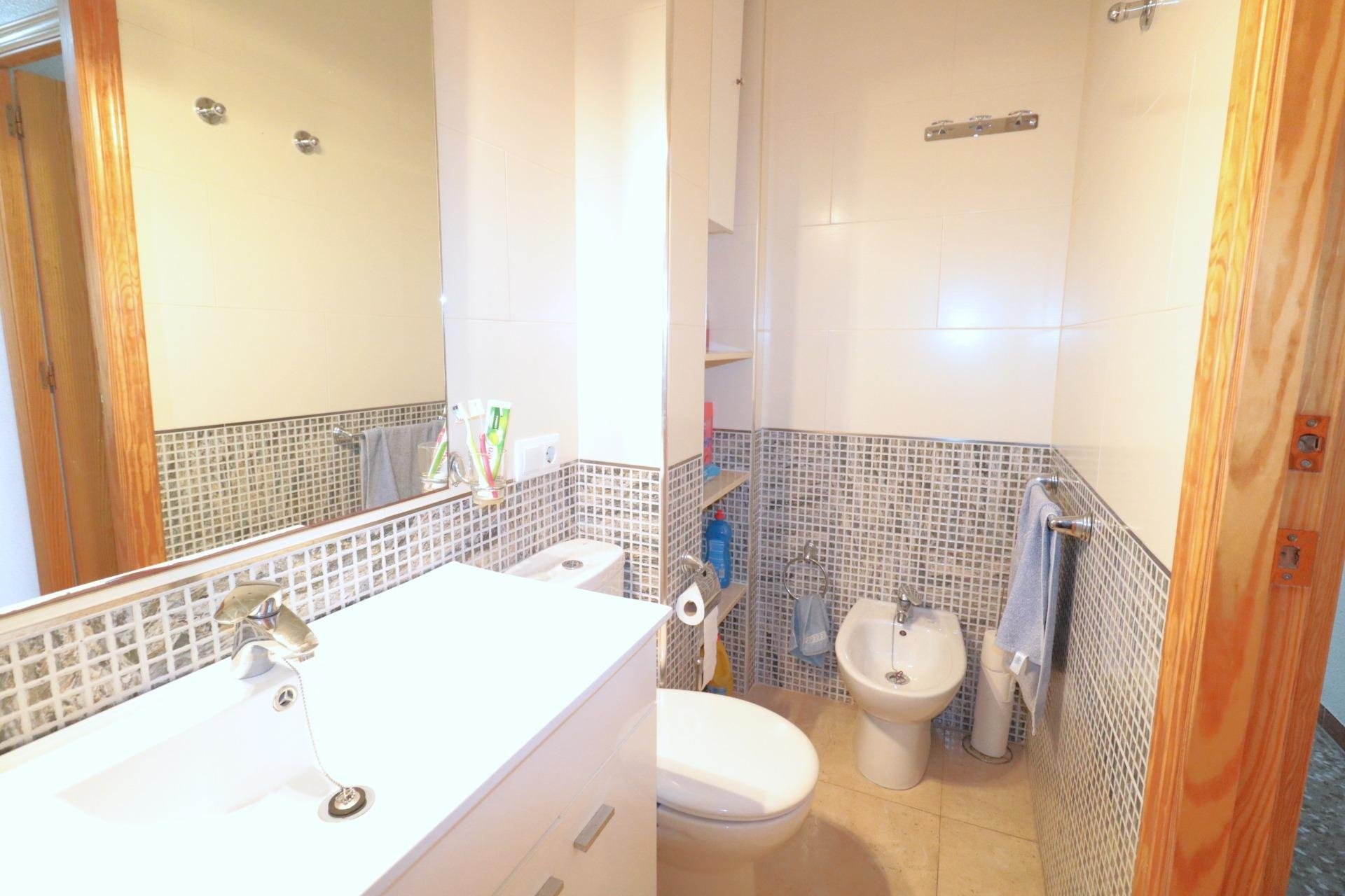 Resale - Apartment -
Torrevieja - Acequion