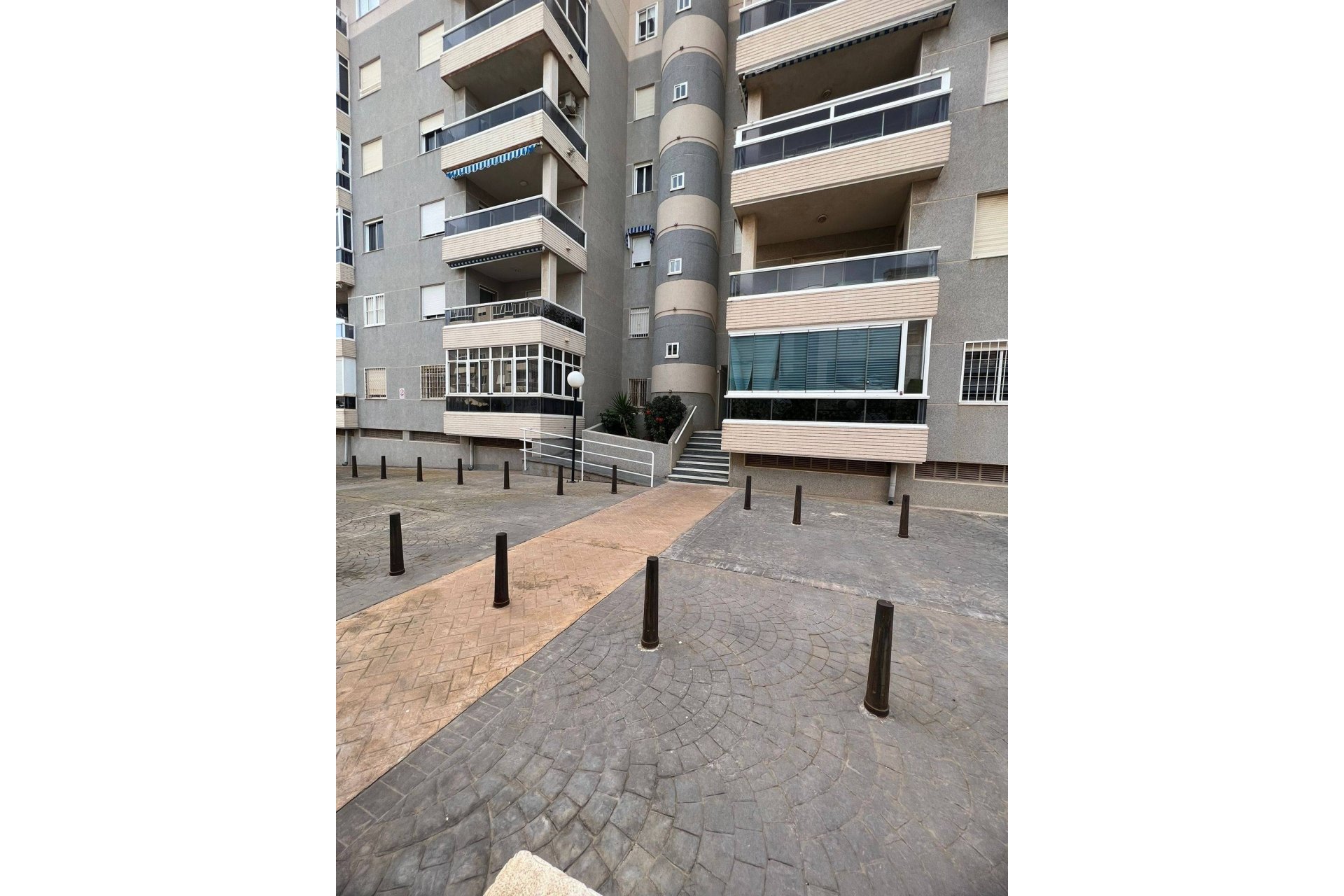 Resale - Apartment -
Torrevieja - Aguas Nuevas