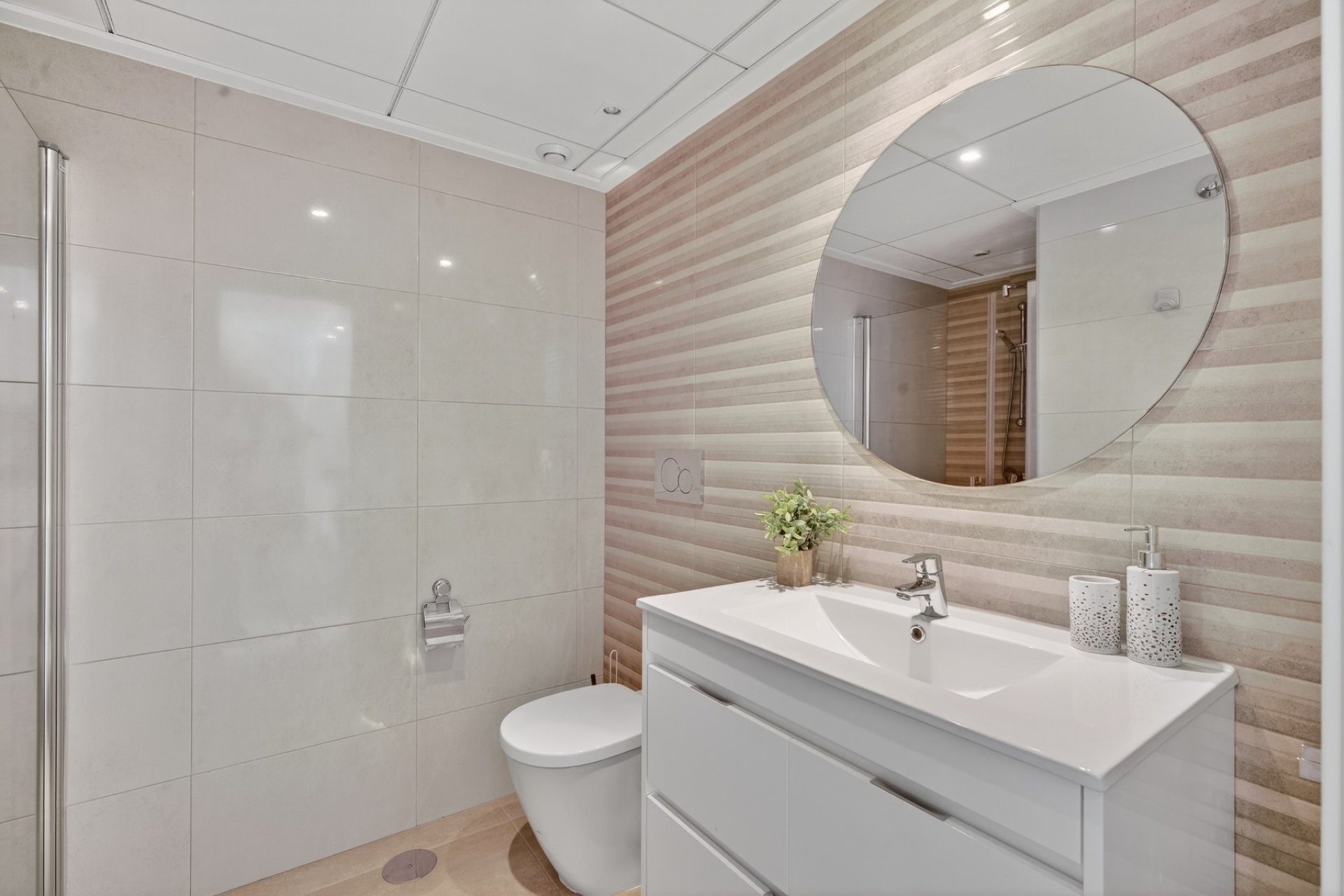 Resale - Apartment -
Torrevieja - Aguas Nuevas