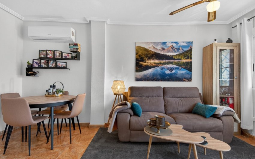 Resale - Apartment -
Torrevieja - Aguas Nuevas