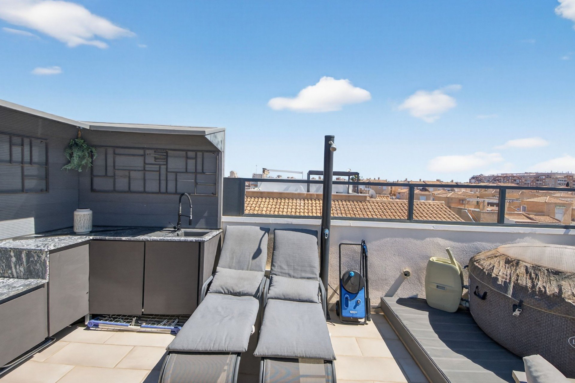 Resale - Apartment -
Torrevieja - Aguas Nuevas