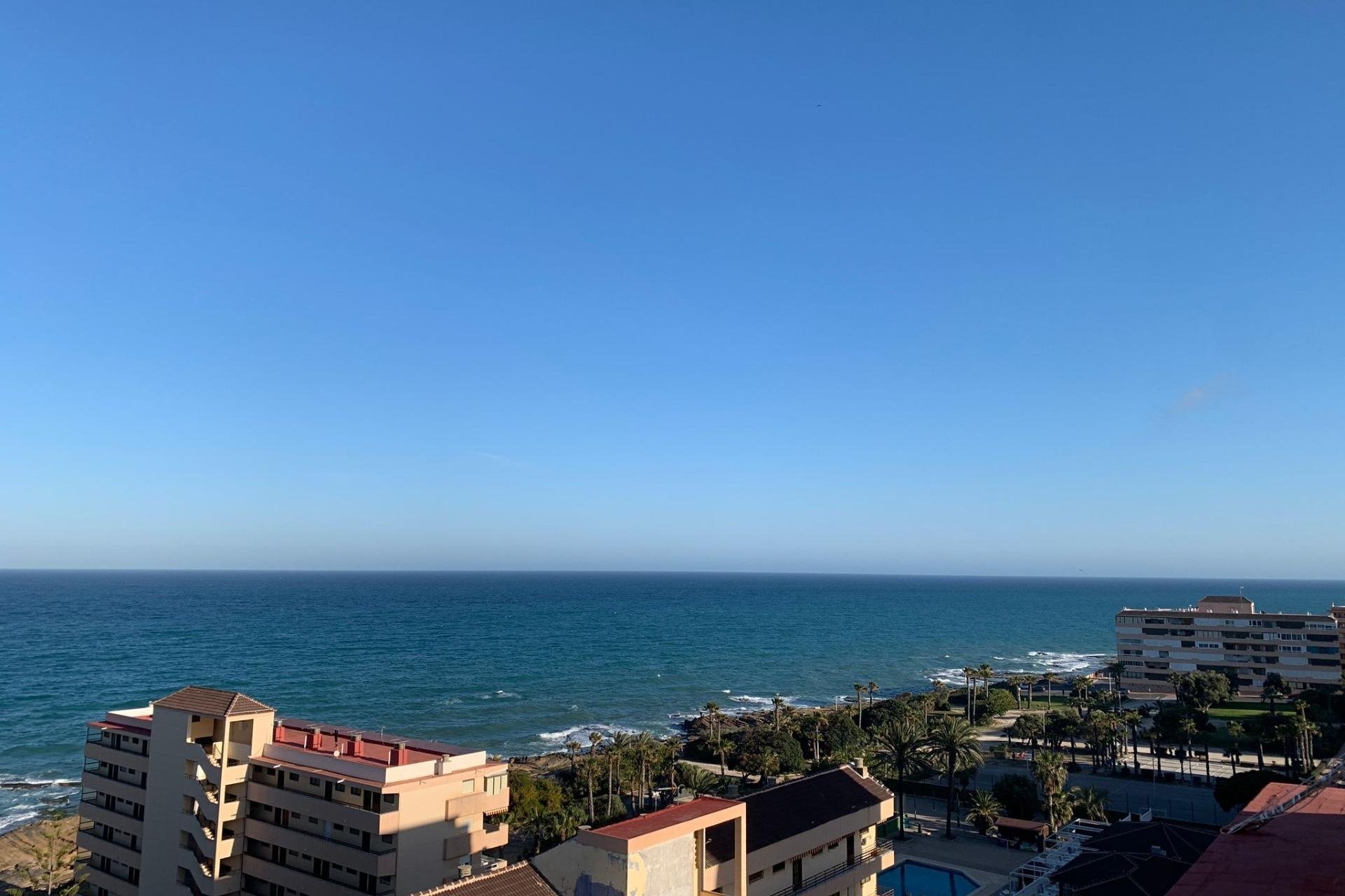 Resale - Apartment -
Torrevieja - Cabo Cervera