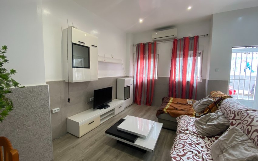Resale - Apartment -
Torrevieja - Center