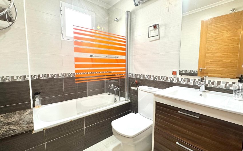 Resale - Apartment -
Torrevieja - Center