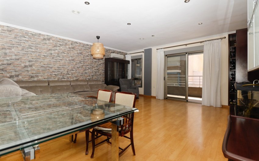 Resale - Apartment -
Torrevieja - Center