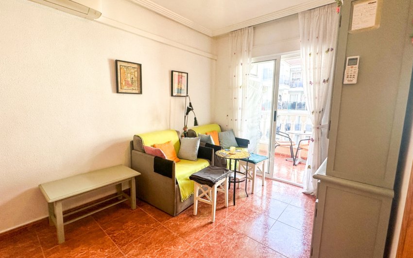 Resale - Apartment -
Torrevieja - Center