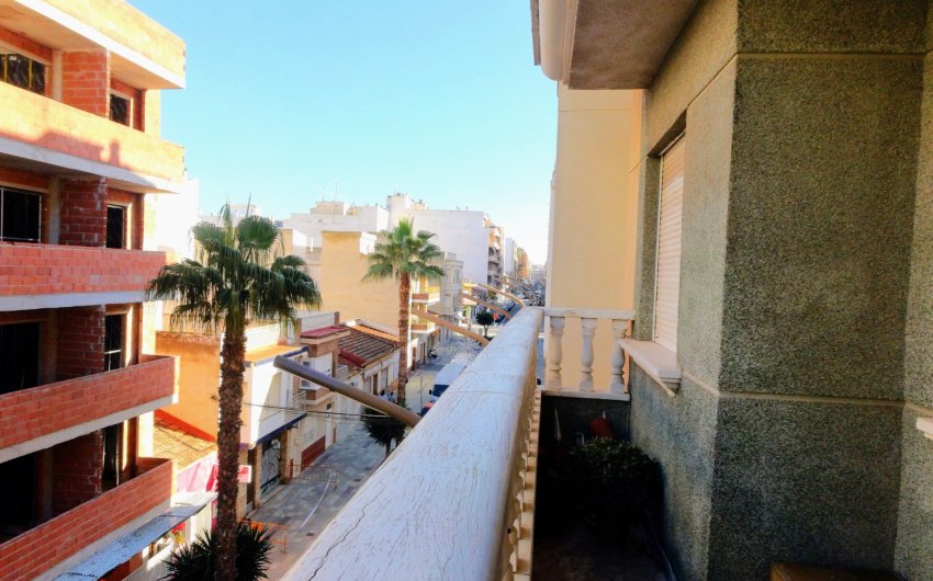 Resale - Apartment -
Torrevieja - Center