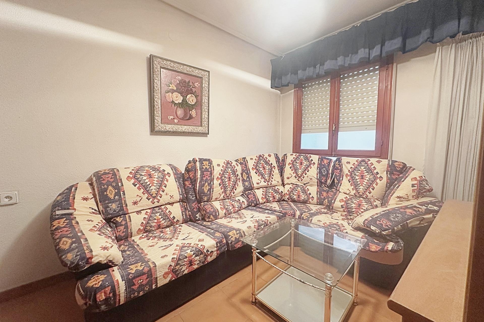 Resale - Apartment -
Torrevieja - Centro