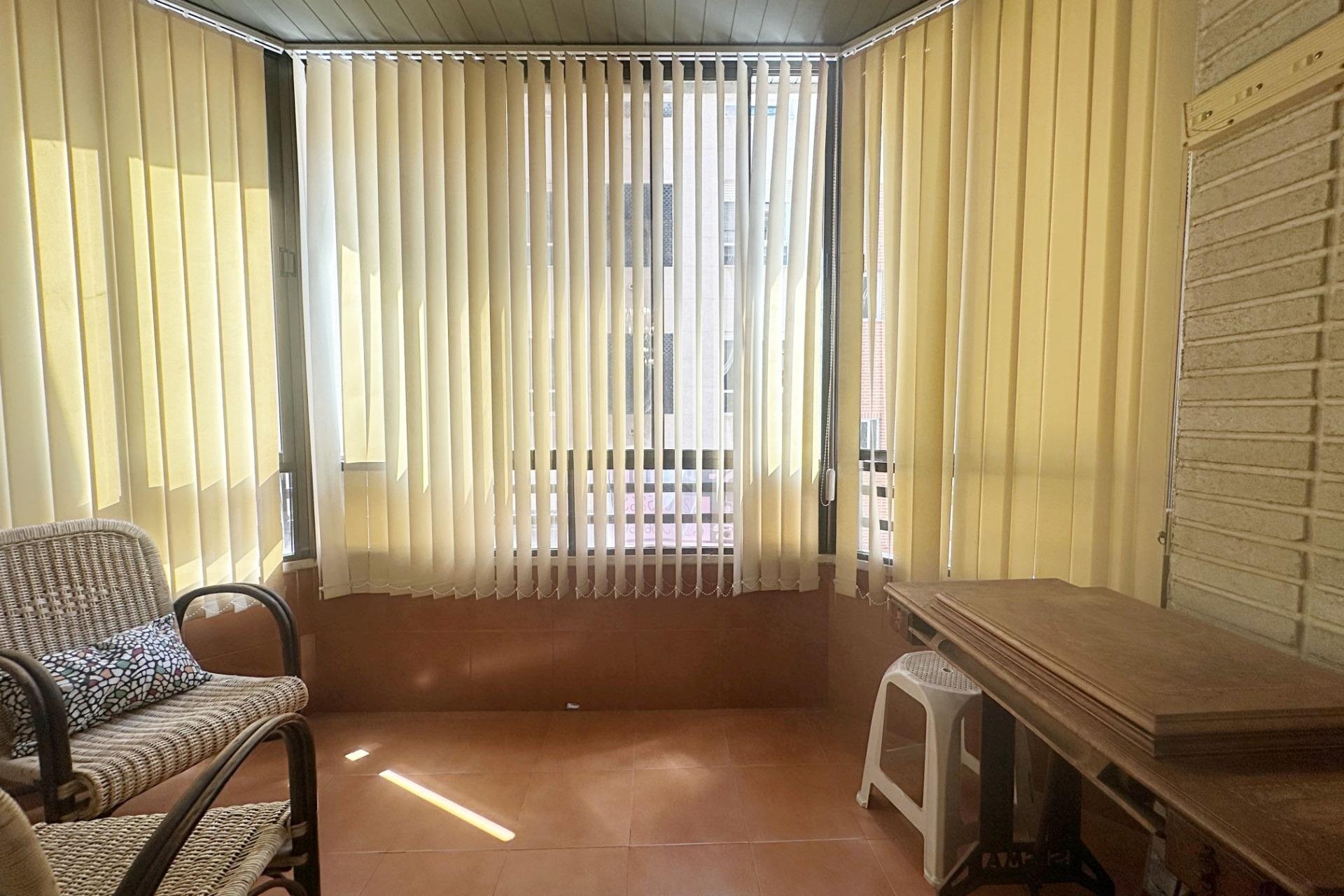 Resale - Apartment -
Torrevieja - Centro