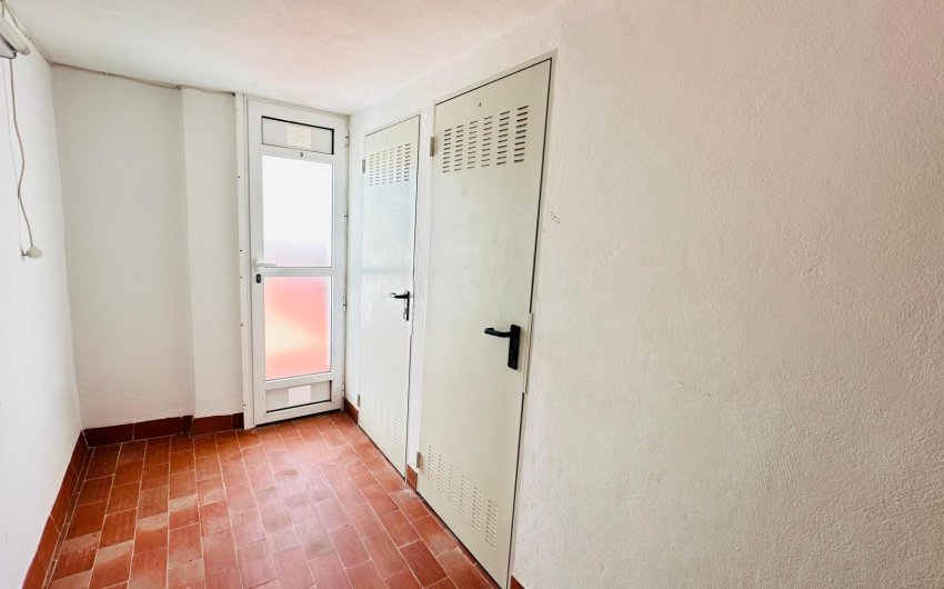 Resale - Apartment -
Torrevieja - Centro
