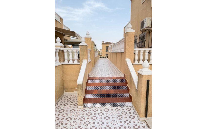 Resale - Apartment -
Torrevieja - Centro