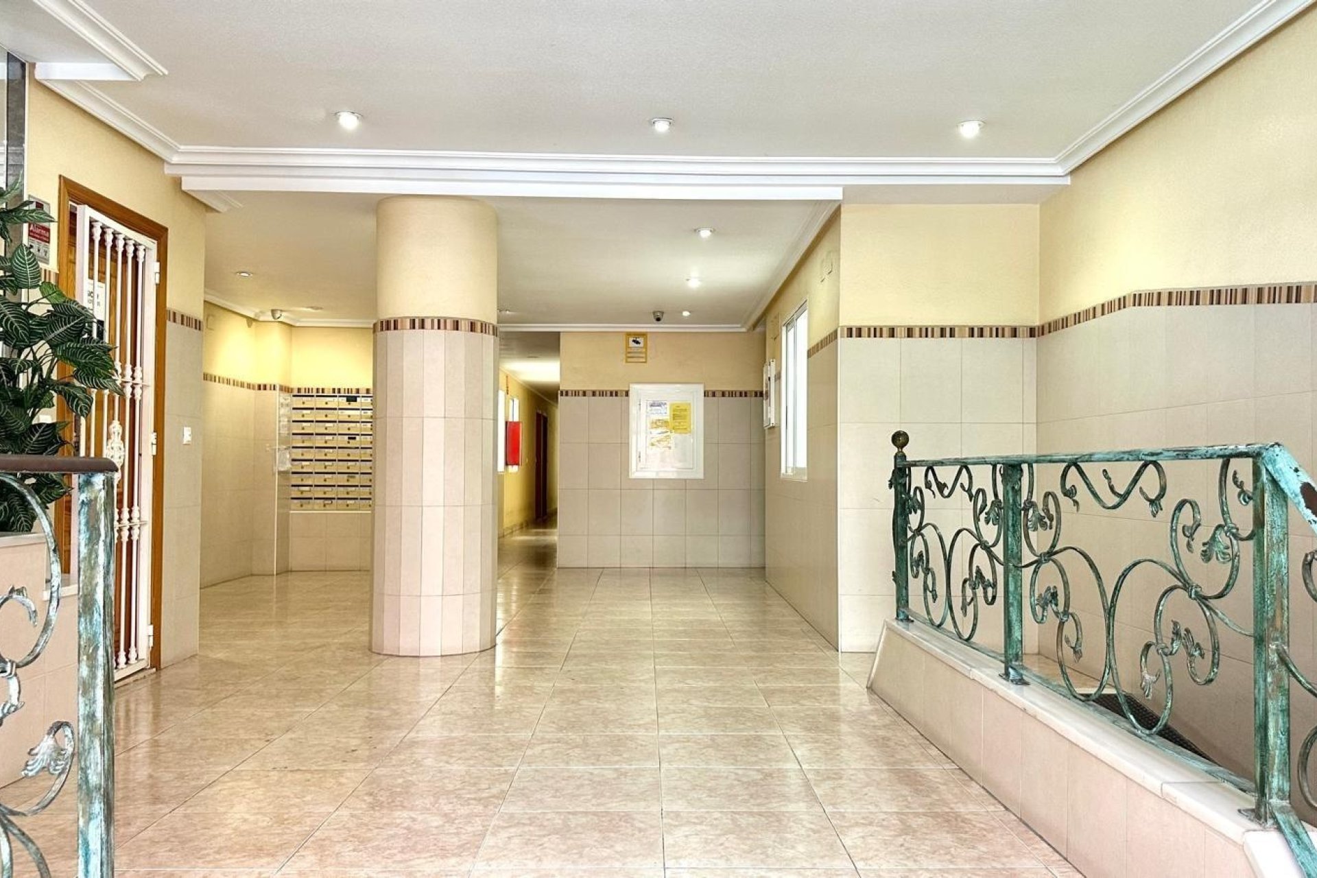 Resale - Apartment -
Torrevieja - Centro