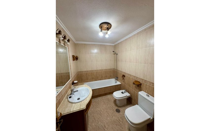 Resale - Apartment -
Torrevieja - Centro