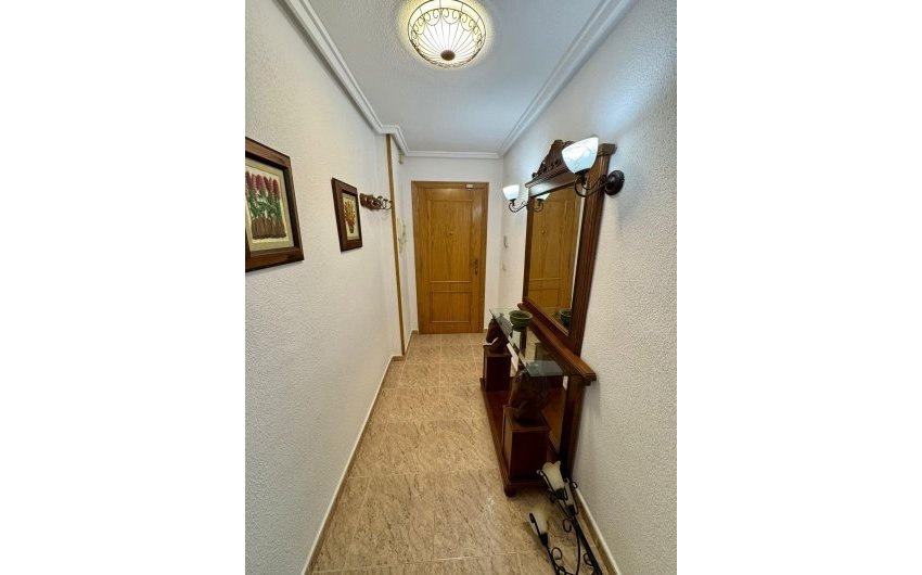 Resale - Apartment -
Torrevieja - Centro