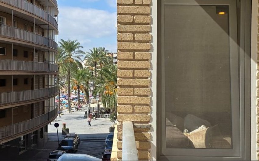 Resale - Apartment -
Torrevieja - Centro