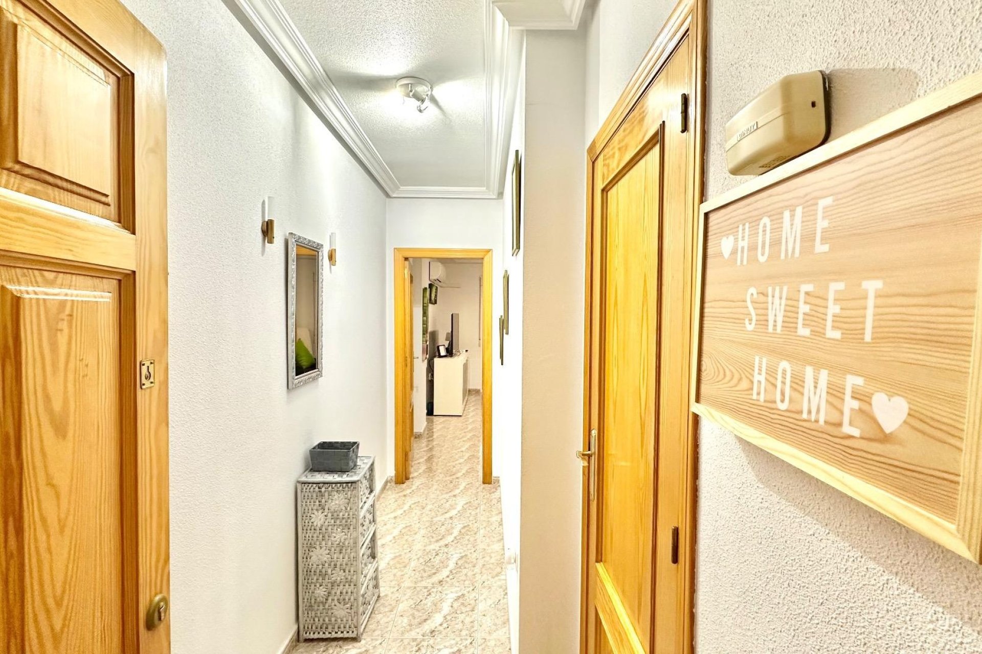 Resale - Apartment -
Torrevieja - Centro