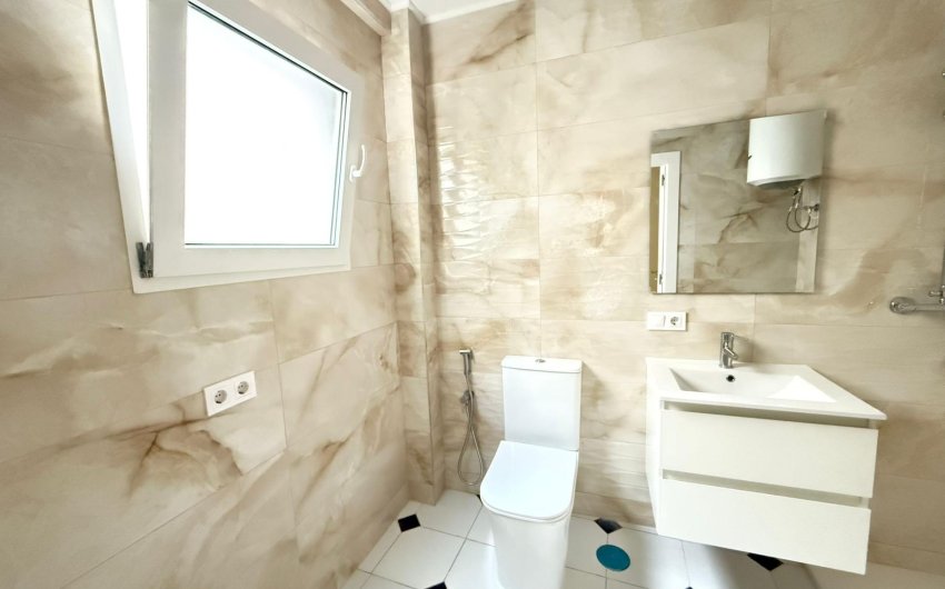 Resale - Apartment -
Torrevieja - Centro