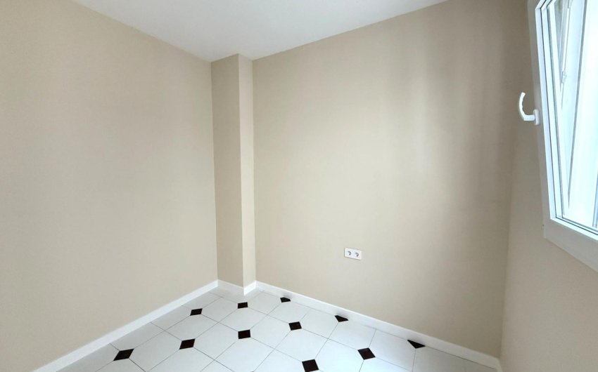 Resale - Apartment -
Torrevieja - Centro