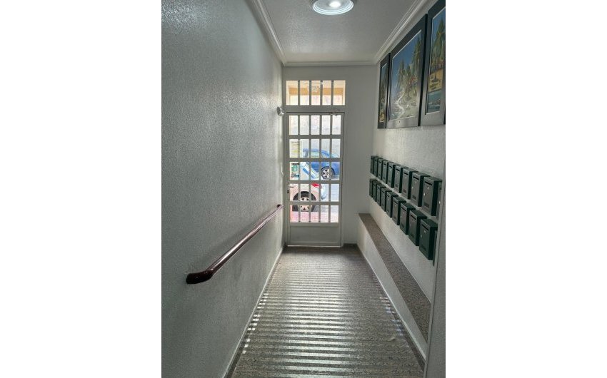 Resale - Apartment -
Torrevieja - Centro