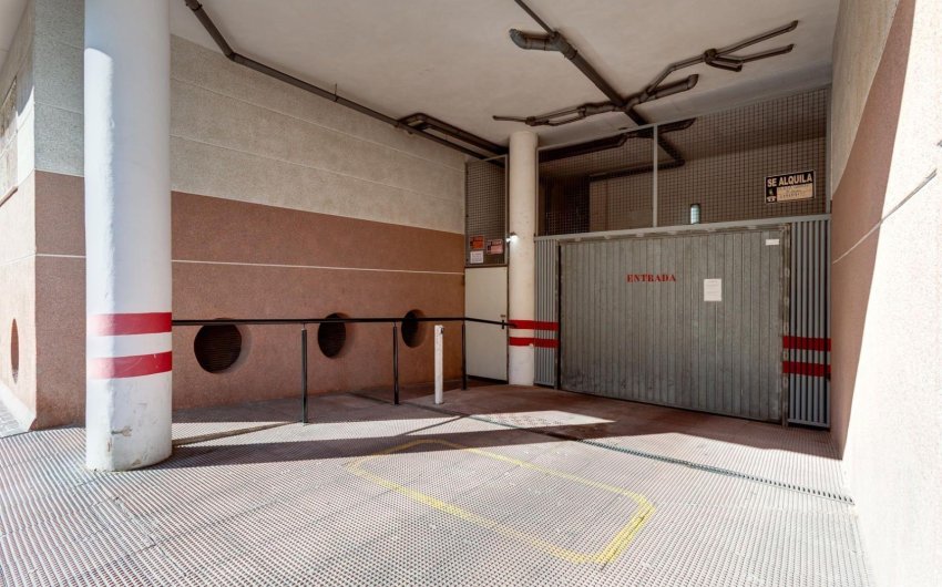 Resale - Apartment -
Torrevieja - Centro