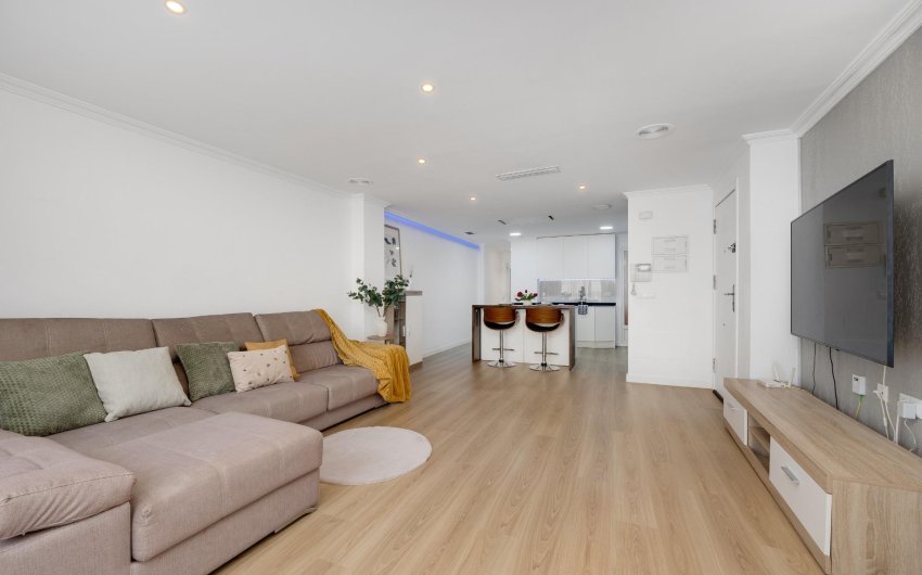 Resale - Apartment -
Torrevieja - Centro