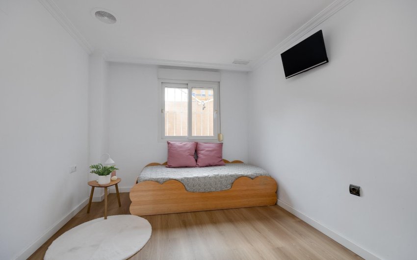 Resale - Apartment -
Torrevieja - Centro