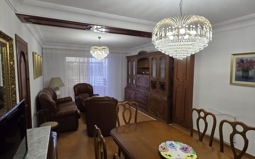 Resale - Apartment -
Torrevieja - Centro