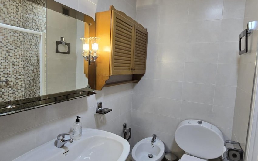 Resale - Apartment -
Torrevieja - Centro