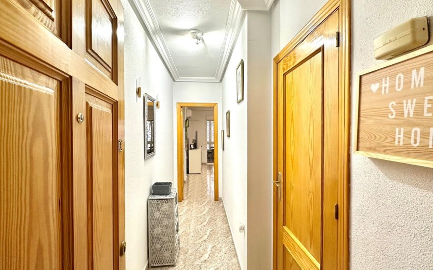 Resale - Apartment -
Torrevieja - Centro