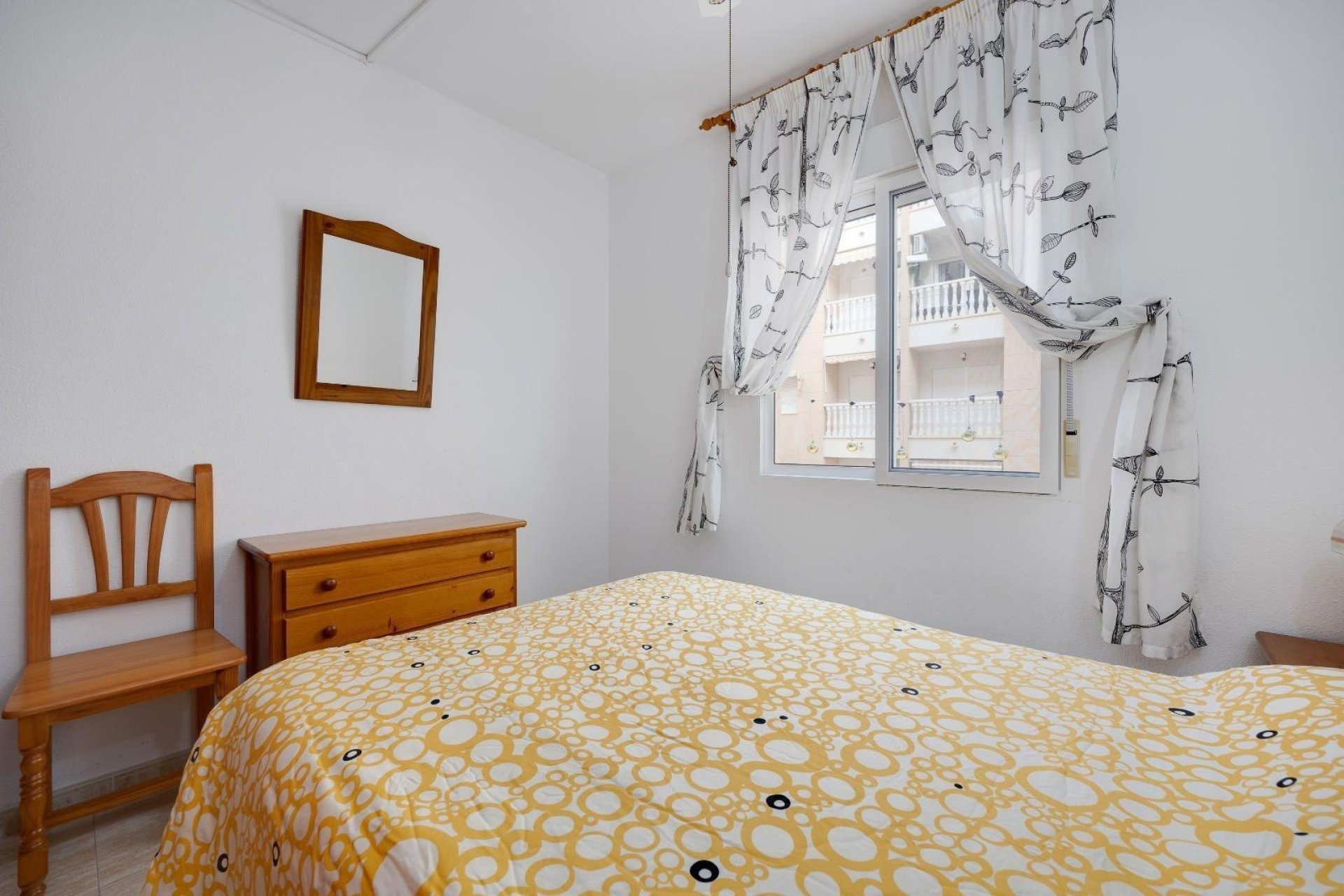 Resale - Apartment -
Torrevieja - Centro