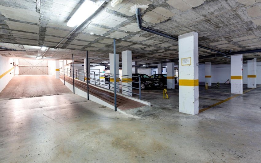 Resale - Apartment -
Torrevieja - Centro