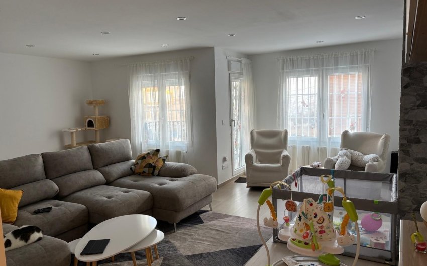 Resale - Apartment -
Torrevieja - Centro