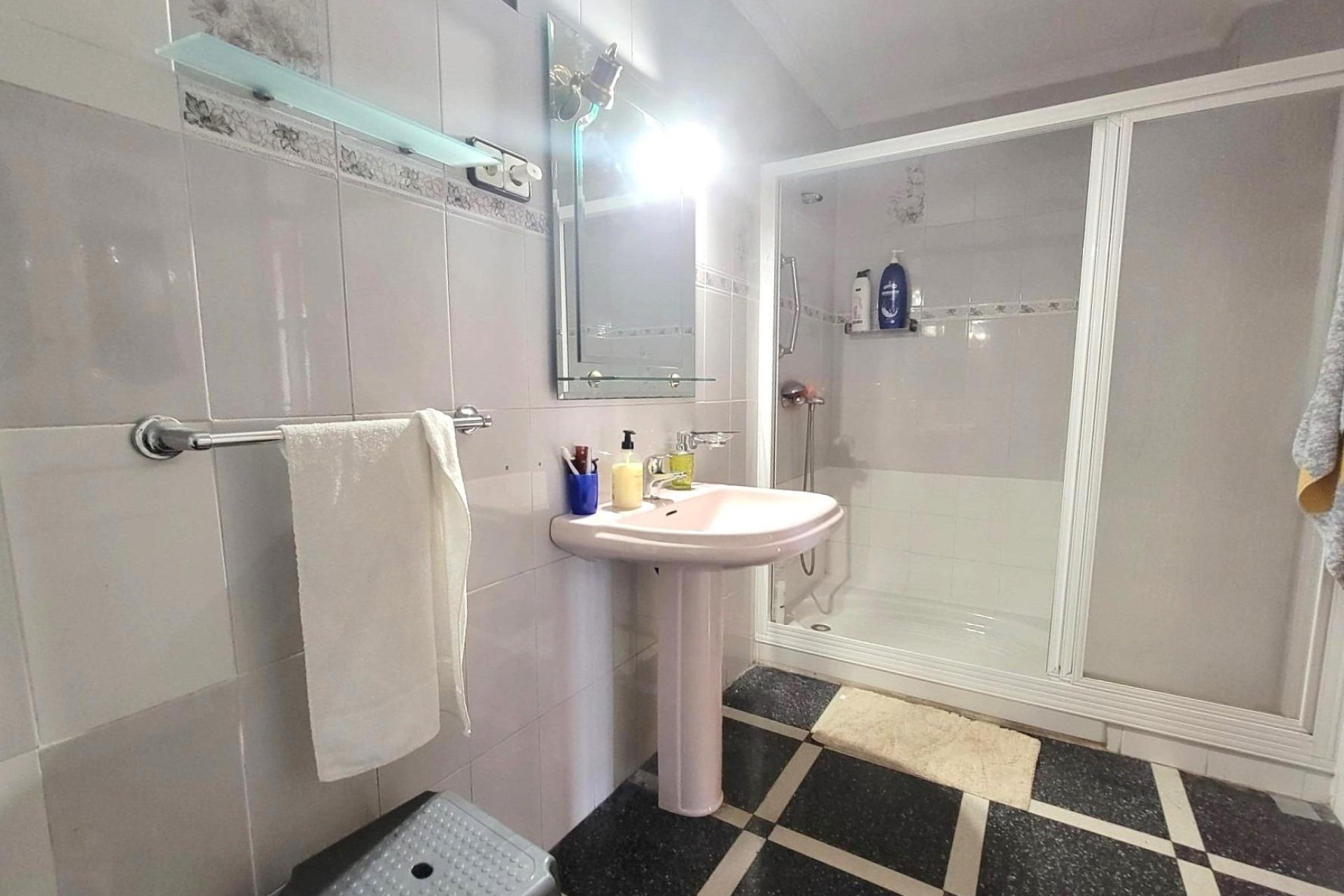 Resale - Apartment -
Torrevieja - Centro