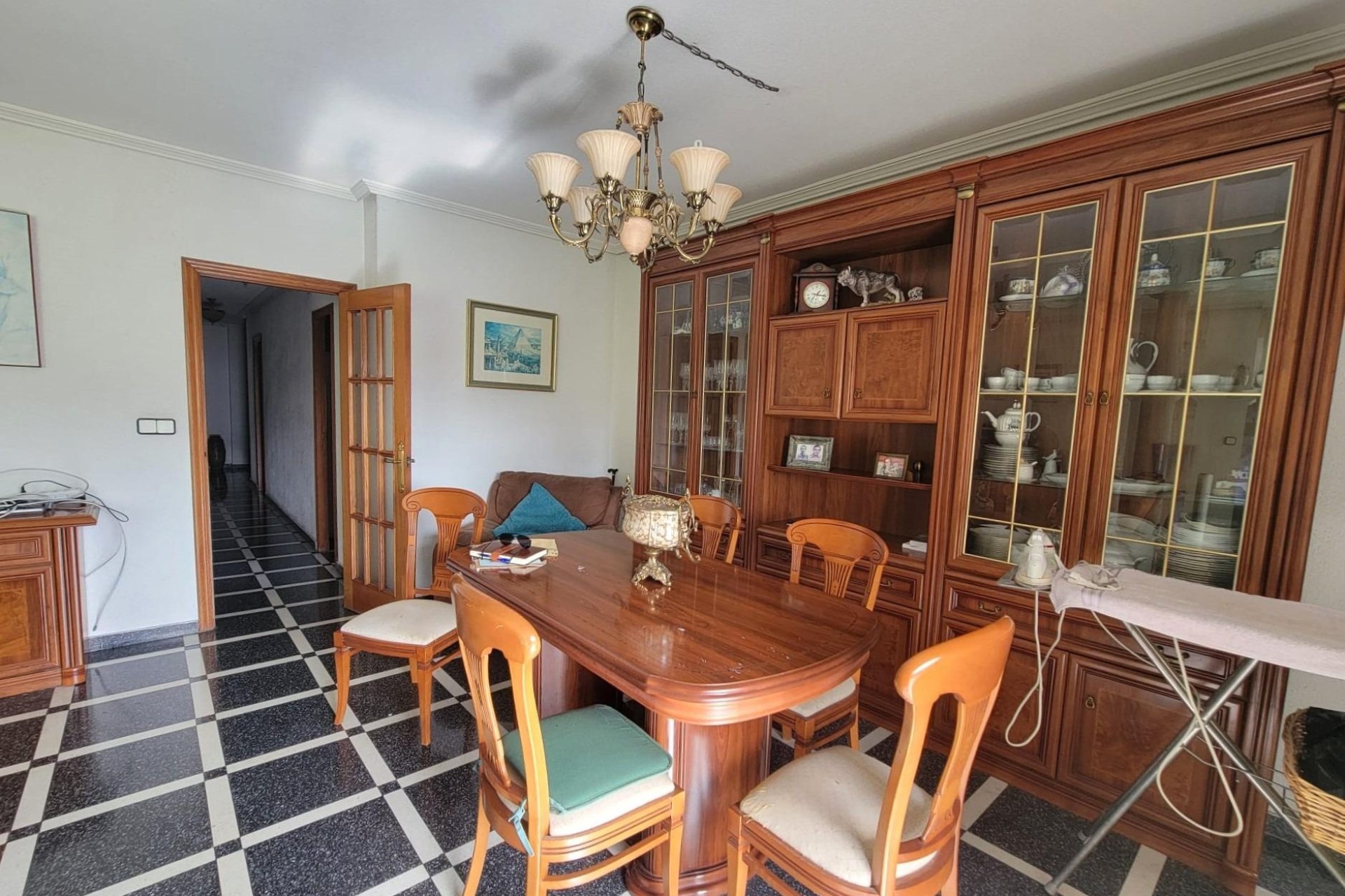 Resale - Apartment -
Torrevieja - Centro