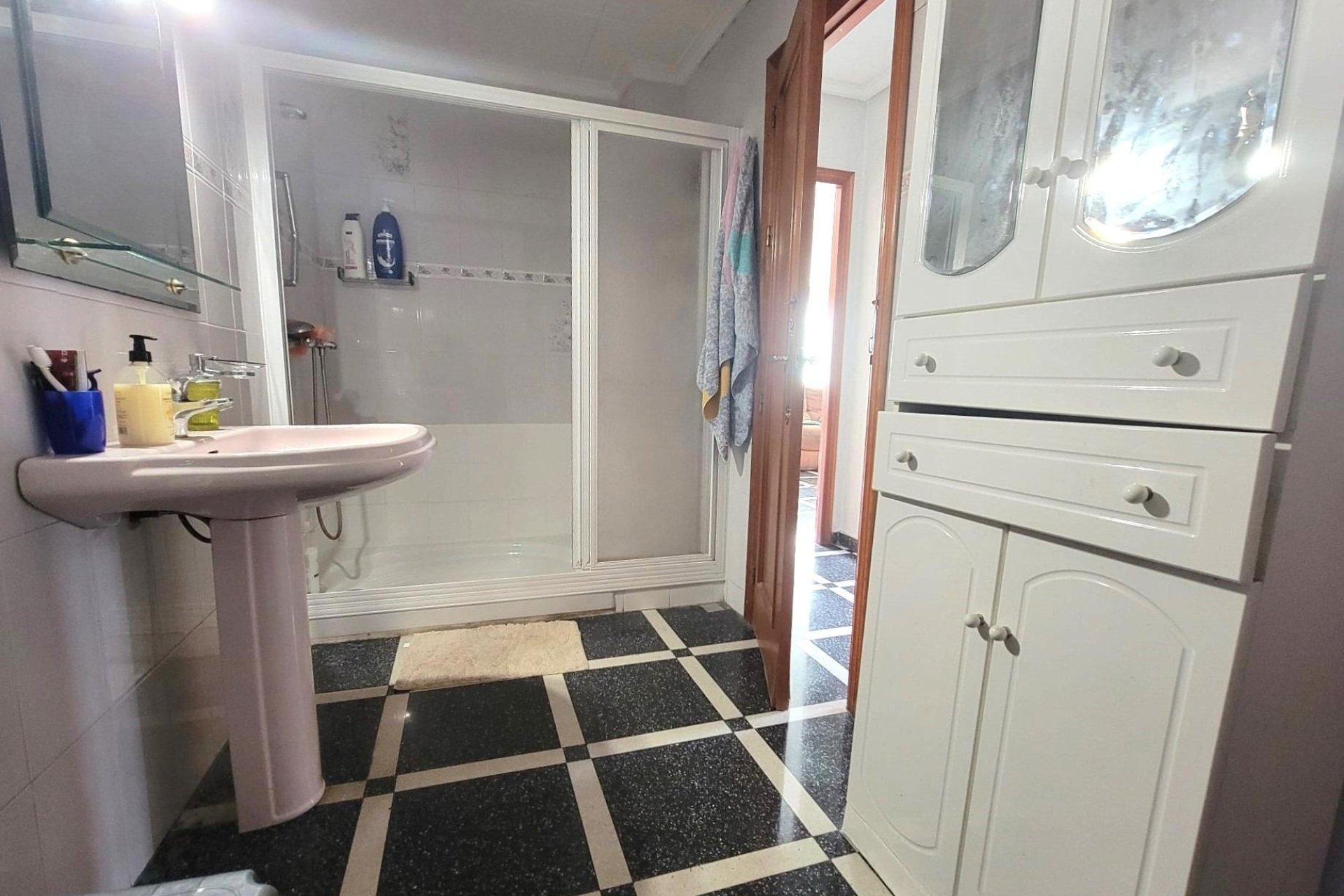 Resale - Apartment -
Torrevieja - Centro