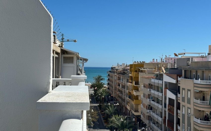 Resale - Apartment -
Torrevieja - Centro