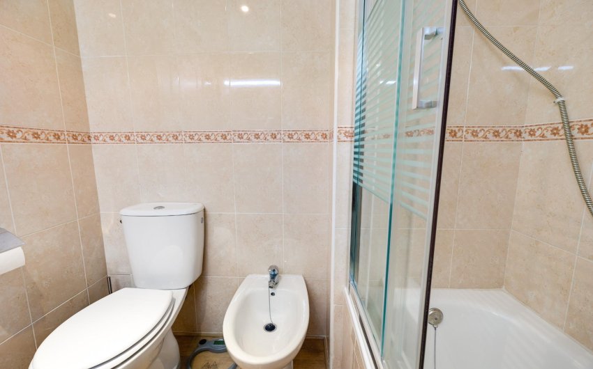 Resale - Apartment -
Torrevieja - Centro