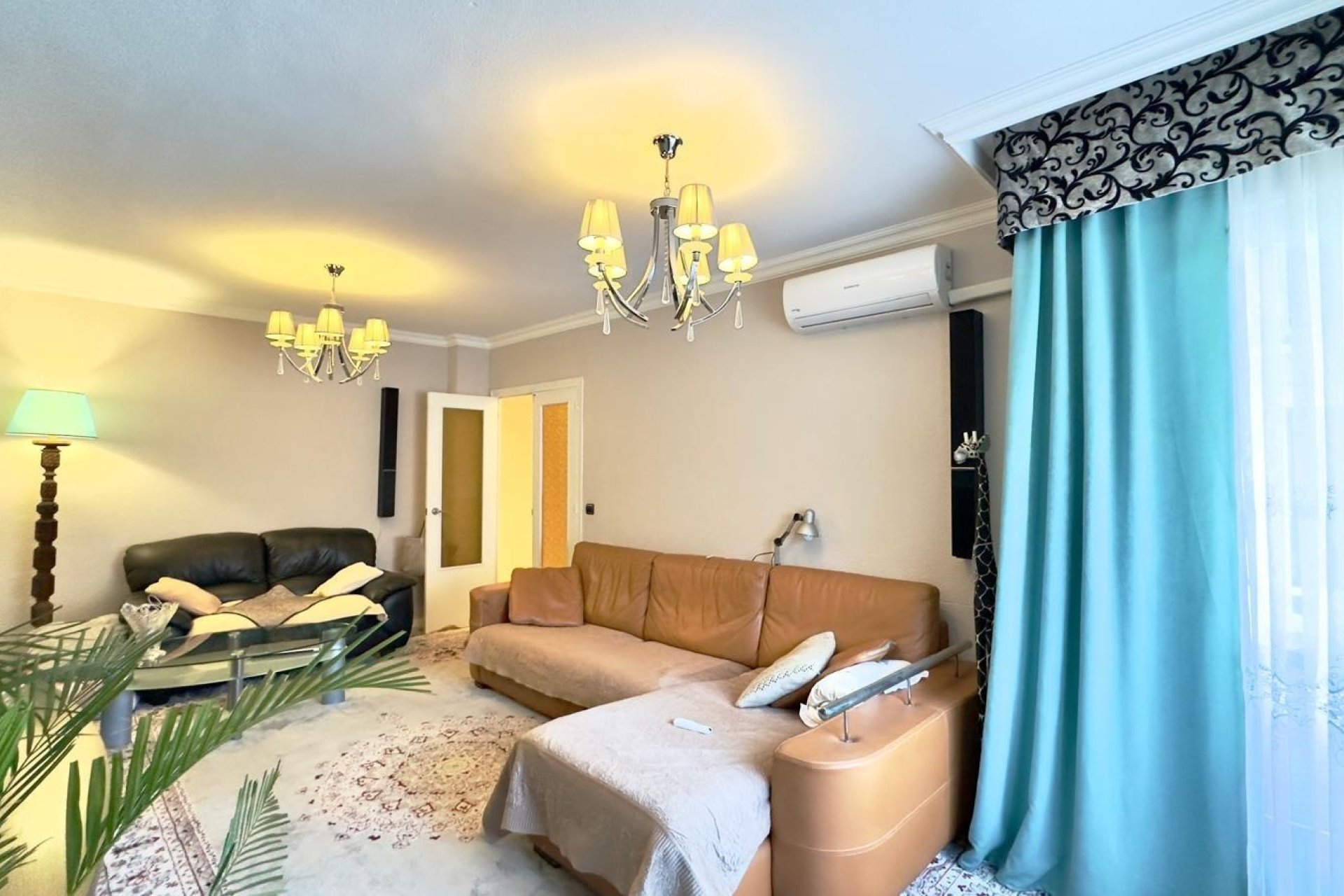 Resale - Apartment -
Torrevieja - Centro