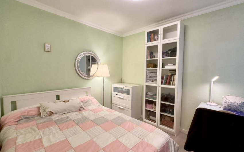 Resale - Apartment -
Torrevieja - Centro