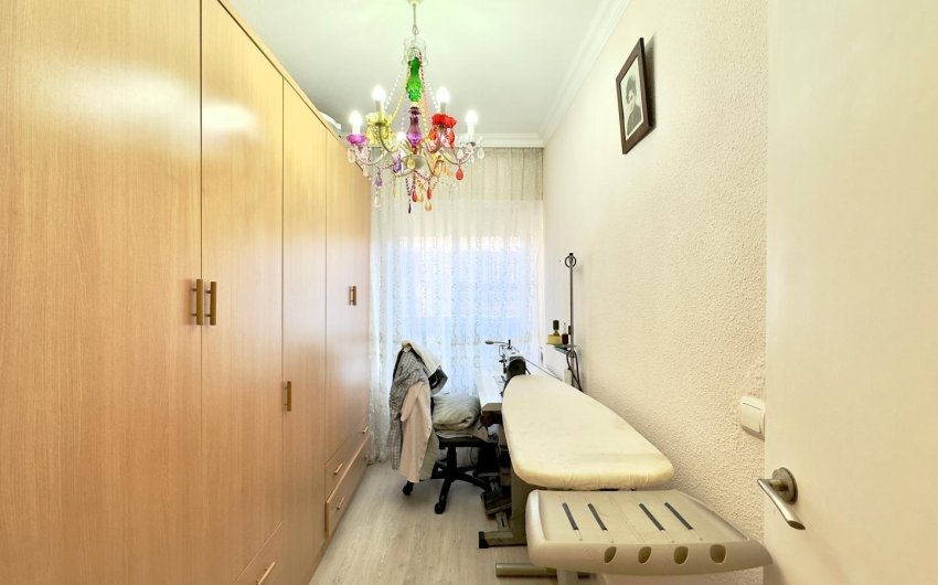 Resale - Apartment -
Torrevieja - Centro