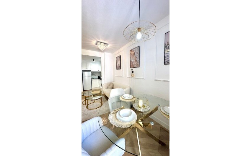 Resale - Apartment -
Torrevieja - Centro