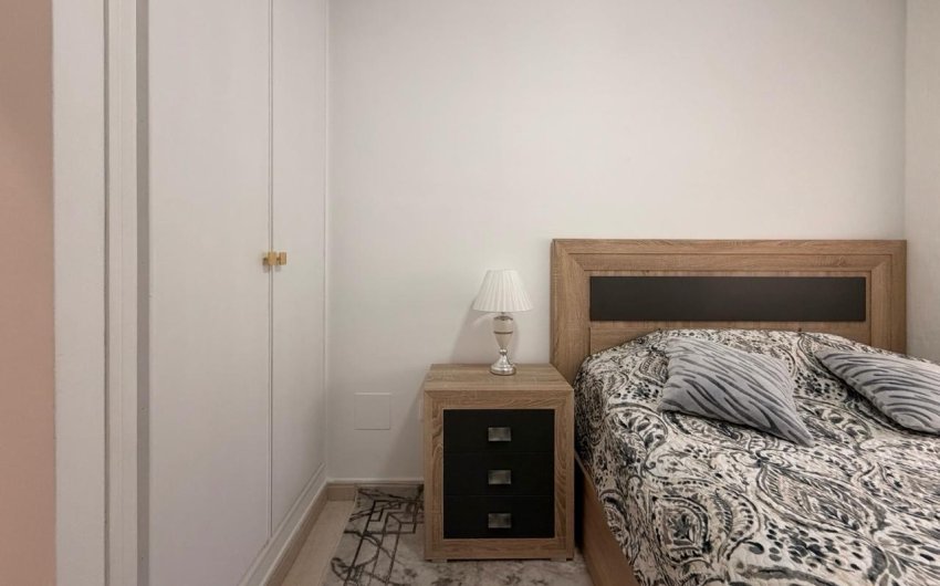 Resale - Apartment -
Torrevieja - Centro